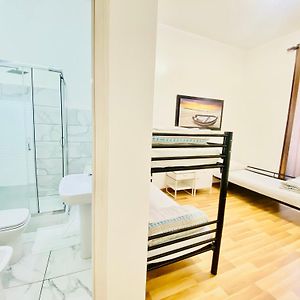 Gemenschappelijk Kamer Alleen voor Vrouwen